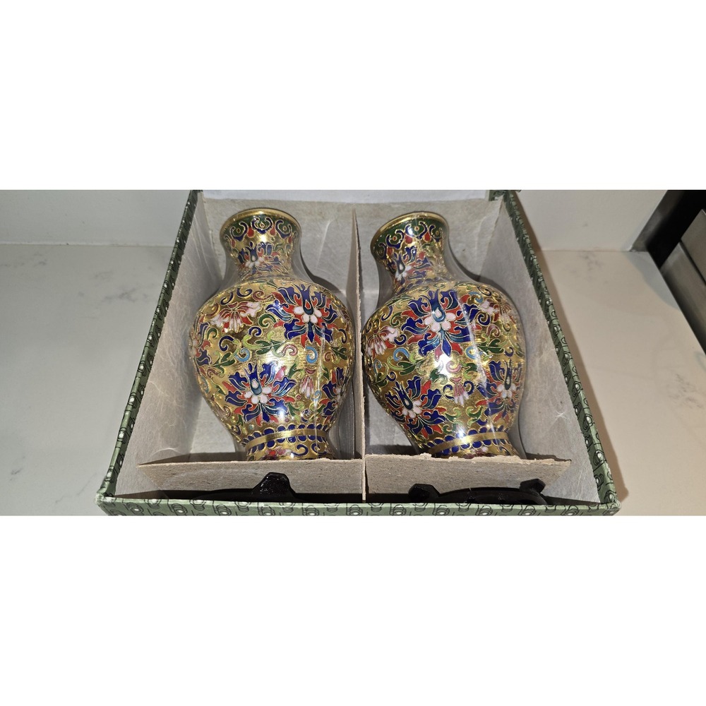 Vintage Chinese Cloisonné Enamel Floral Bud Vases (Pair) – Brass Mini Home decor